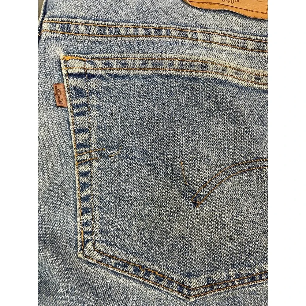 Vintage Levis 540 Jeans Mens 36x28 Blue Medium Wash Denim Faded Relaxed Straight